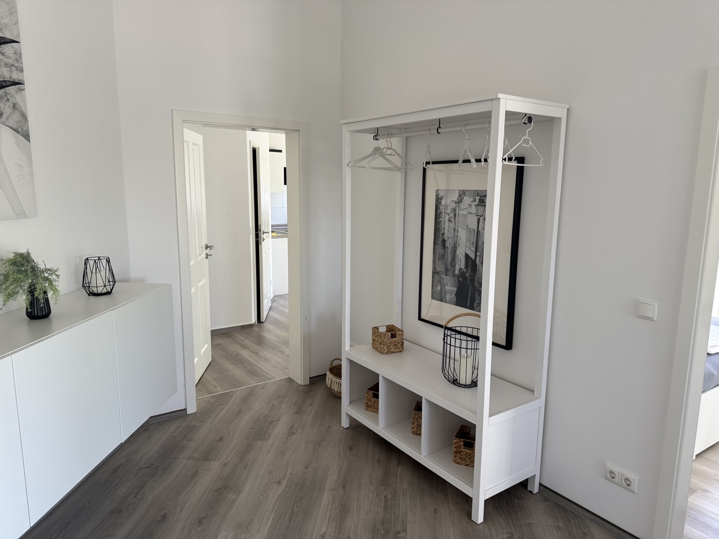 Apartment mit Balkon – Foto 1