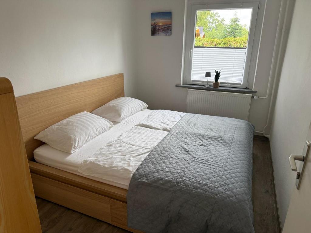 Doppelzimmer mit Gemeinschafts-WC – Foto 3
